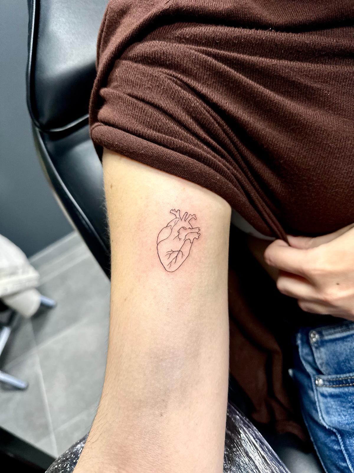Fine Line — tatuajes Getafe