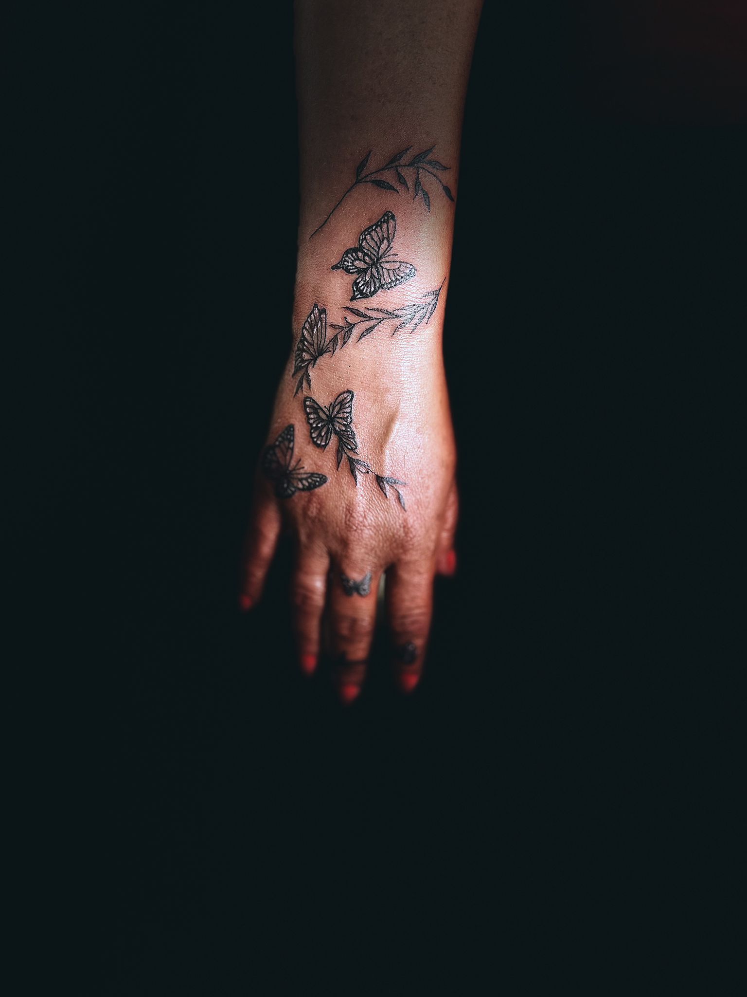 Mariposas linea fina — Tatuaje Getafe Leyenda